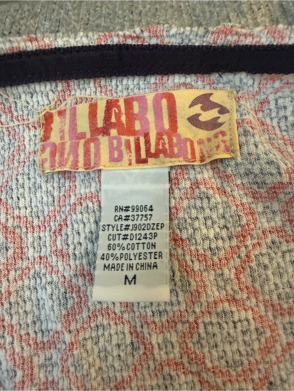 Billabong Red Patterned Long Sleeve Scoop Neck Top with Navy Trim - Picture 6 of 6